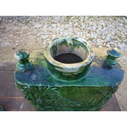 fontaine en terre vernissee de cliouscat